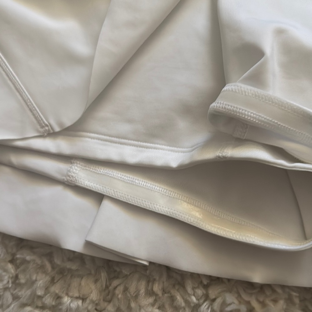 Athleta White Tennis Skort
Size Medium - Picture 4 of 5